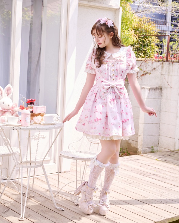 LIZLISA リズリサ Creamy Berry柄ワンピース ホワイト M Creamy Berry柄ワンピース ｜ LIZ LISA（リズリサ）公式通販