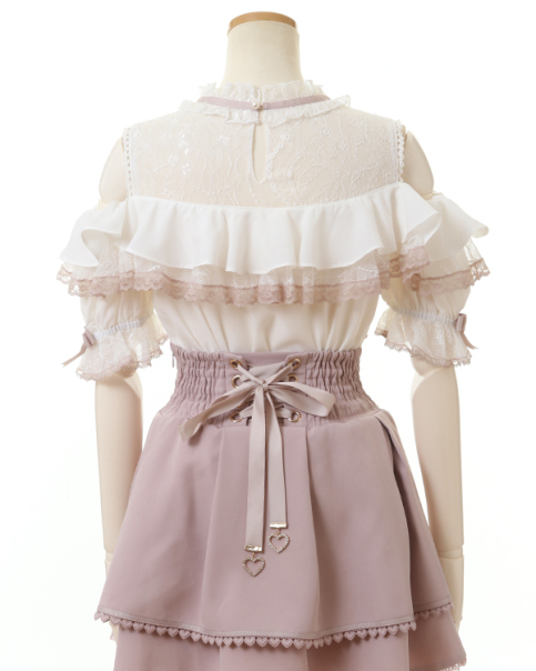 LIZLISA オープンショルダーブラウス 半袖 LIZ LISA - 半袖オープンショルダーフリルブラウス 商品説明とプロフ