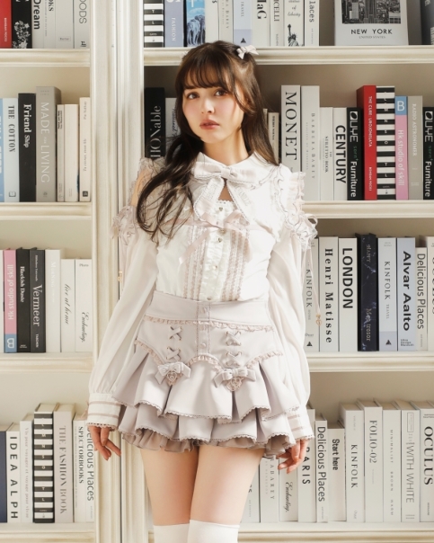 [No.463] LIZLISA*バックリボンブーケホワイトコットンスカート No.463] LIZLISA*バックリボンブーケホワイトコットンスカート No.463