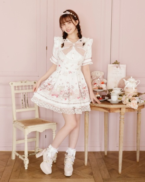 ♡即購入○LIZLISA Many Hearts Afternoontea柄 セットアップ