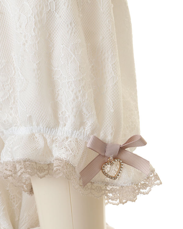 スピンドルレースラッフルブラウス ｜ LIZ LISA（リズリサ）公式通販