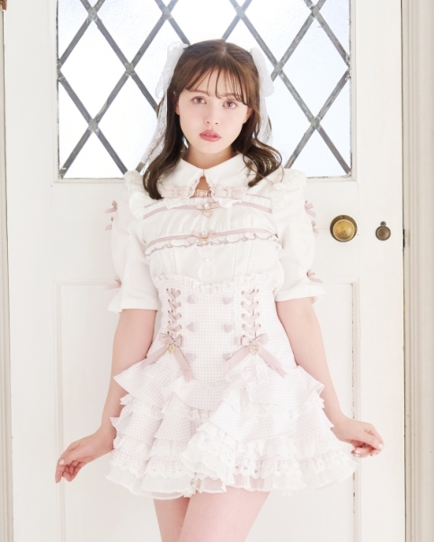 LIZさま専用 予約商品】コルセットライクカットブラウス ｜ LIZ LISA（リズリサ