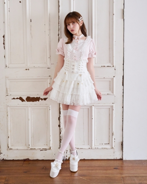 予約商品】スピンドルヨークカットトップス ｜ LIZ LISA（リズリサ