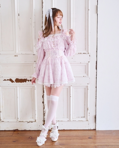 予約商品】リボン柄オフショルシフォンセットアップ ｜ LIZ LISA