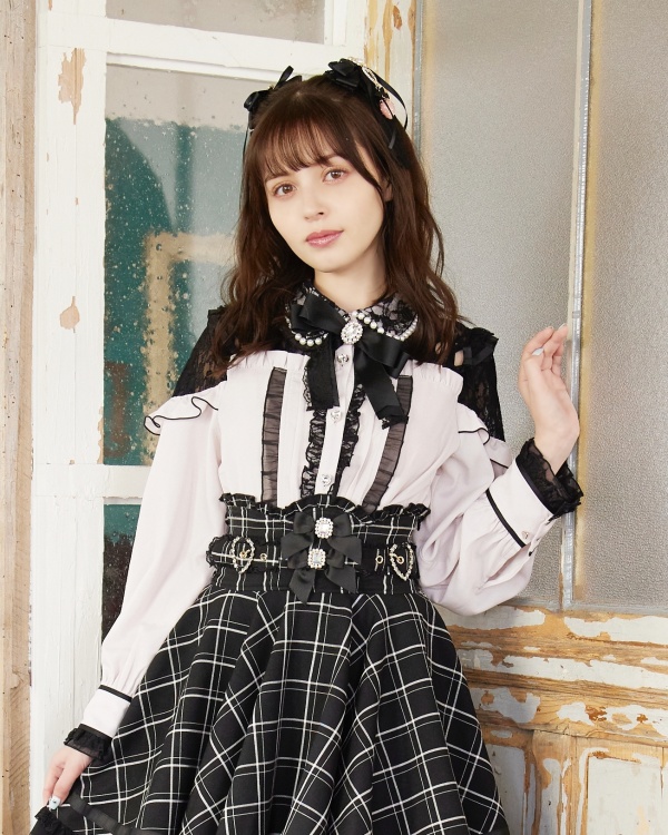 ★新品★LIZ LISA★チャーム付きポシェット★