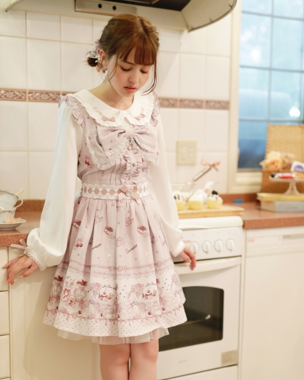 LIZ LISA Cameo Rose Dress: LIZ LISA - Tokyo Otaku Mode (TOM)