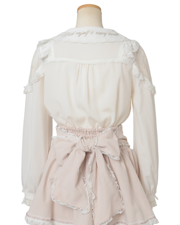 ストロベリー刺繍ブラウス ｜ LIZ LISA（リズリサ）公式通販 ｜ Tokyo