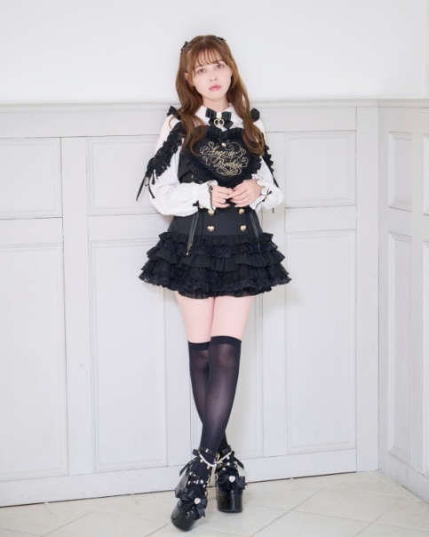 希少 リズリサ 00s フローラル キャミソール ロンパースfairy core 希少 リズリサ 00s フローラル キャミソール ロンパースfairy core