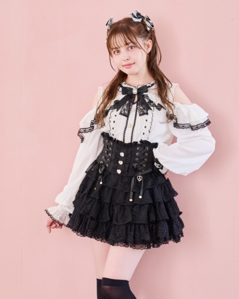 LIZLISA リズリサ ティアード フリル スカパン スカート ブラック ティアードフリルスカパン | LIZ LISA(リズリサ)公式通販