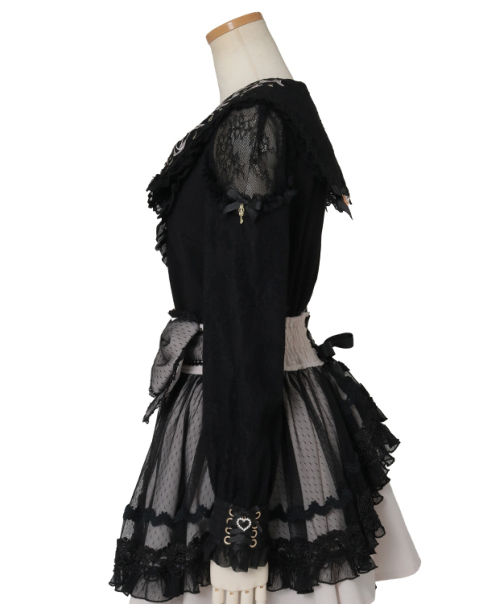 ジュエリーリボン刺繍セーラーリブトップス ｜ LIZ LISA（リズリサ