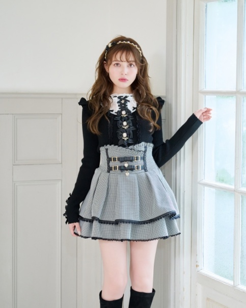 LIZ LISA トップス　チュニック　オフショルダー　ブラウン系　リズリサ ネックレス付リブニットトップス ｜ LIZ LISA（リズリサ）公式