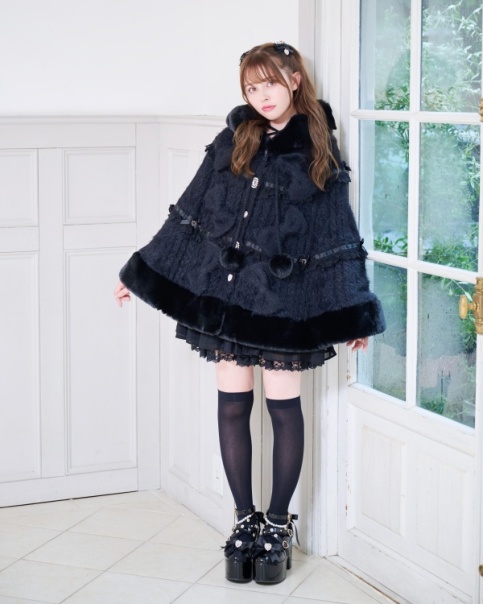 希少品♥LIZLISA 花柄 ポンチョ♥レア品 LIZLISA 花柄 ポンチョ ブラウン シフォン ベロアリボン - メルカリ