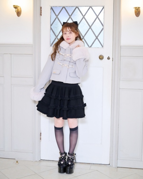 ビジューリボンショートフードコート ｜ LIZ LISA（リズリサ）公式通販