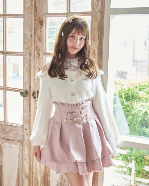 予約商品】レイヤード風肩あきニット ｜ LIZ LISA（リズリサ）公式通販